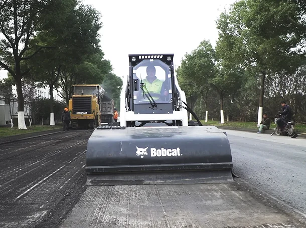 Skid-Steer Loader S18 - Image 3